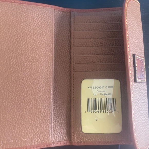 Dooney & Bourke Wallet - Picture 4 of 7